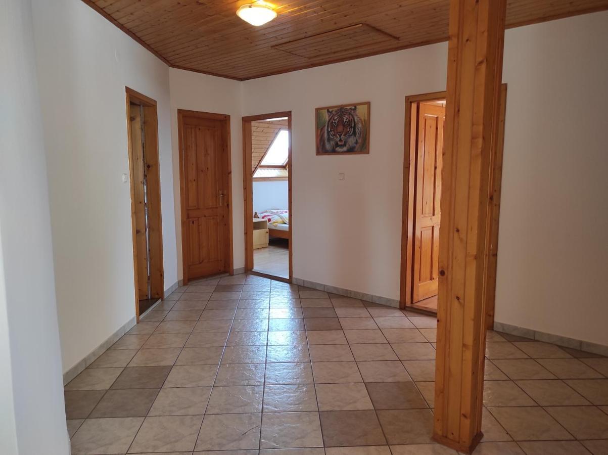 Badacsony Apartmanhaz باداتشونيتوماي المظهر الخارجي الصورة