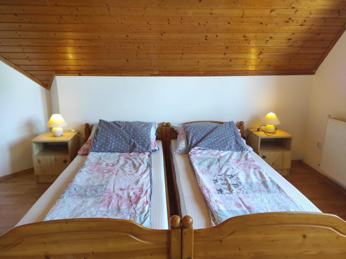 Badacsony Apartmanhaz باداتشونيتوماي المظهر الخارجي الصورة