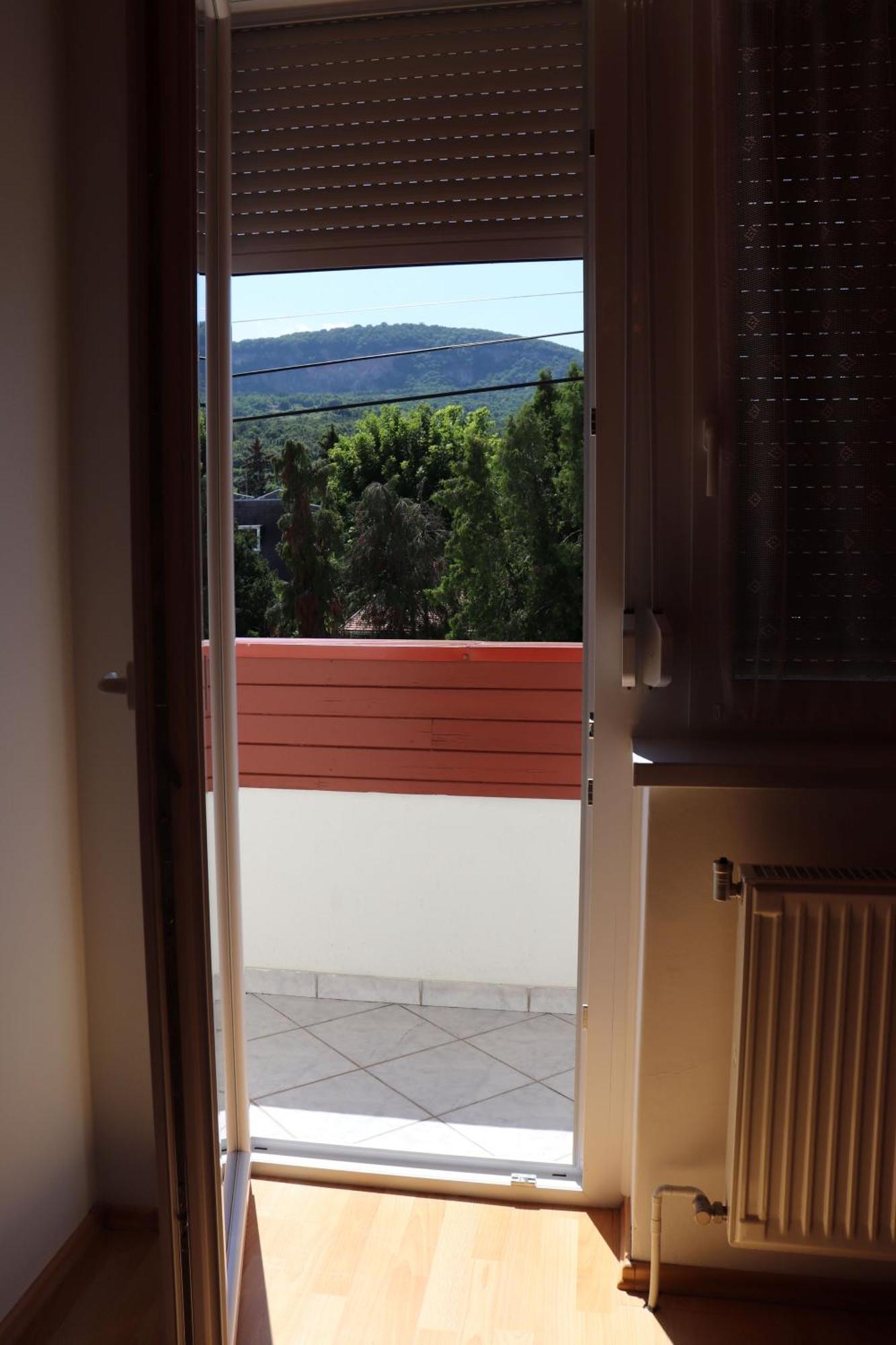 Badacsony Apartmanhaz باداتشونيتوماي المظهر الخارجي الصورة